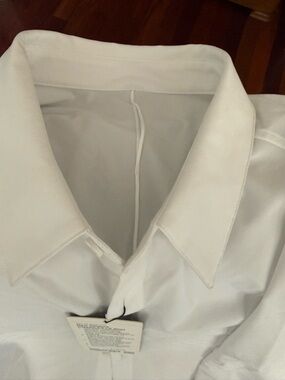 lululemon athletica White Men’s Dress Shirt - Classic Point Collar